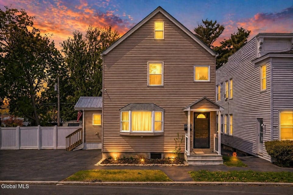 1343 7th Avenue, Watervliet, NY 12189