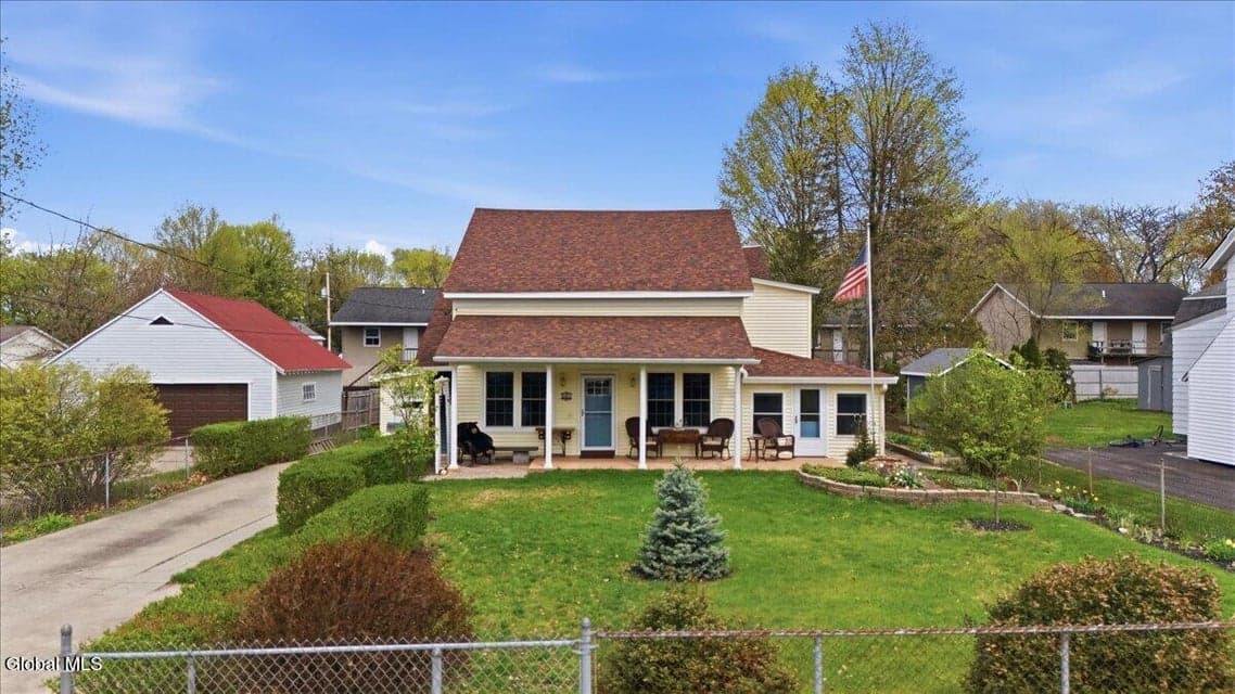 207 Main Street, South Glens Falls, NY 12803