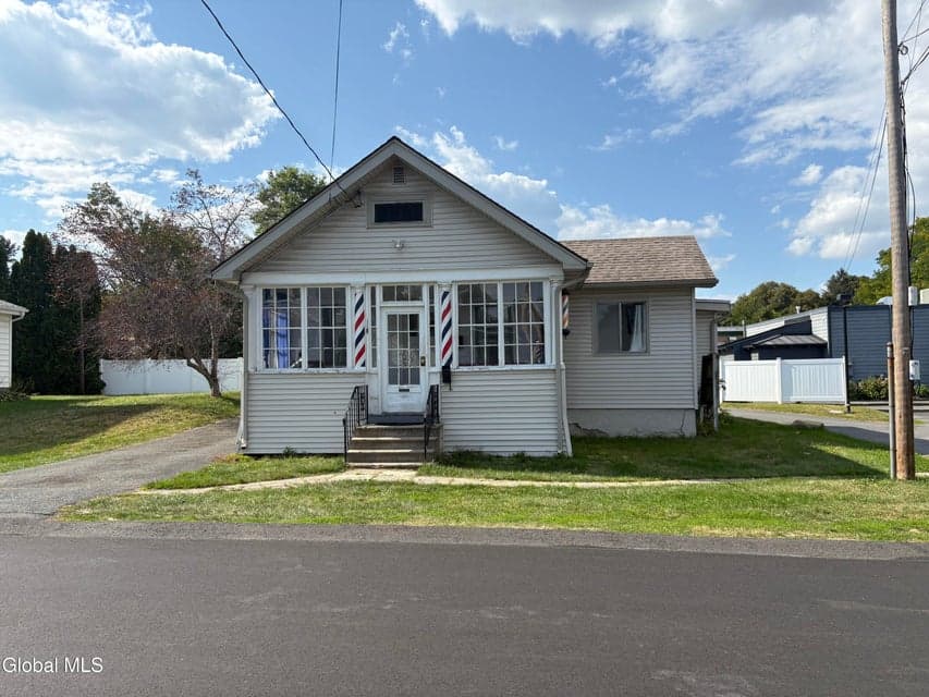 105 Arcadia Avenue
