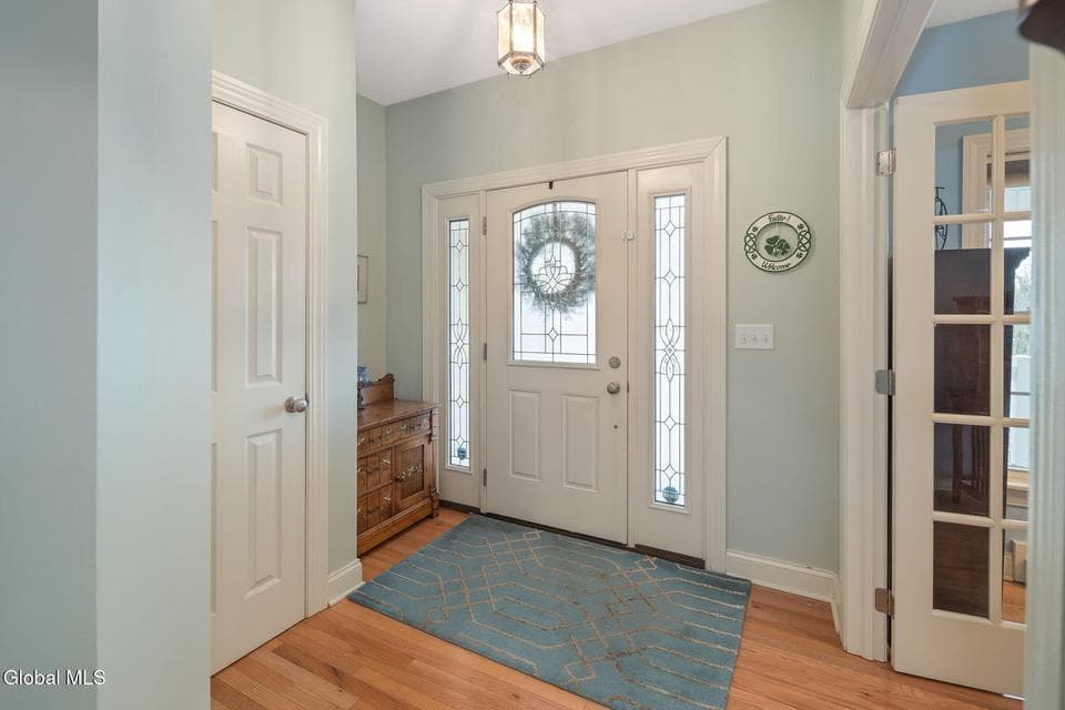 34 Lancaster Court, photo 3