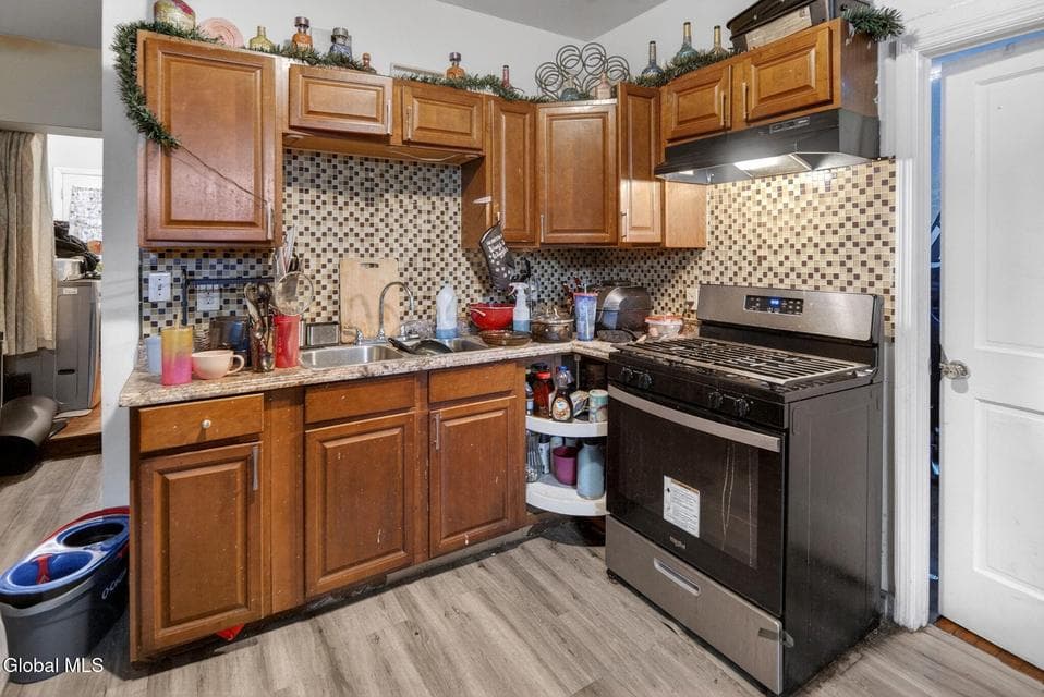 1216 5th Avenue, photo 5