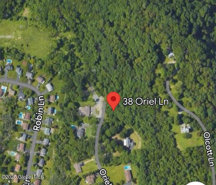 38 Oriel Lane, East Greenbush, NY 12144