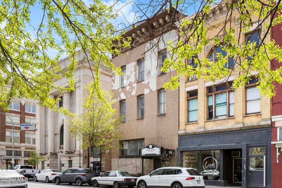 0.13 acres · Mixed Use, photo 2