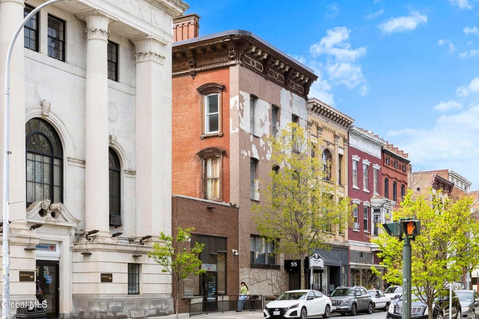 0.13 acres · Mixed Use, photo 1