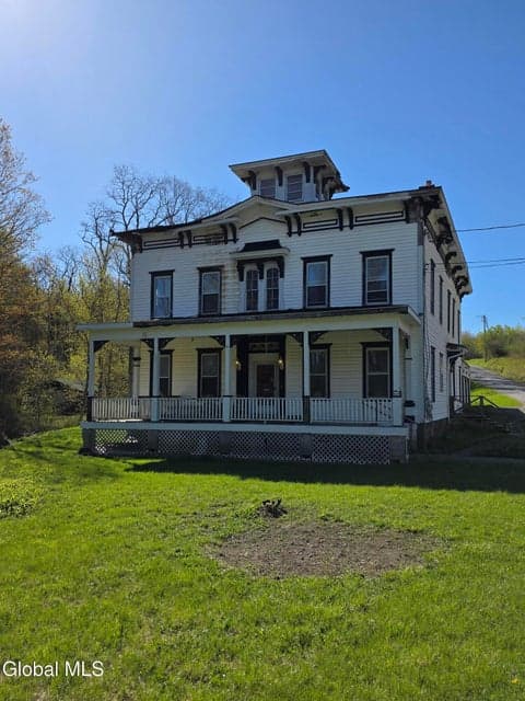 105 Hartman Road, photo 1