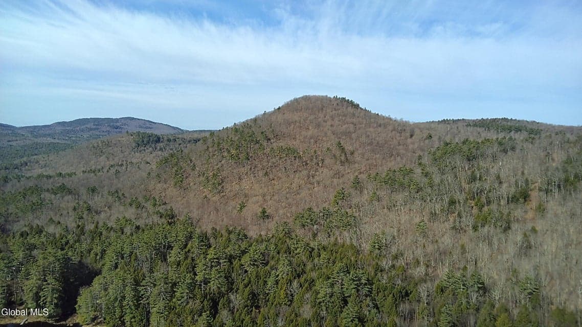 L46 Trout Falls Road, photo 1