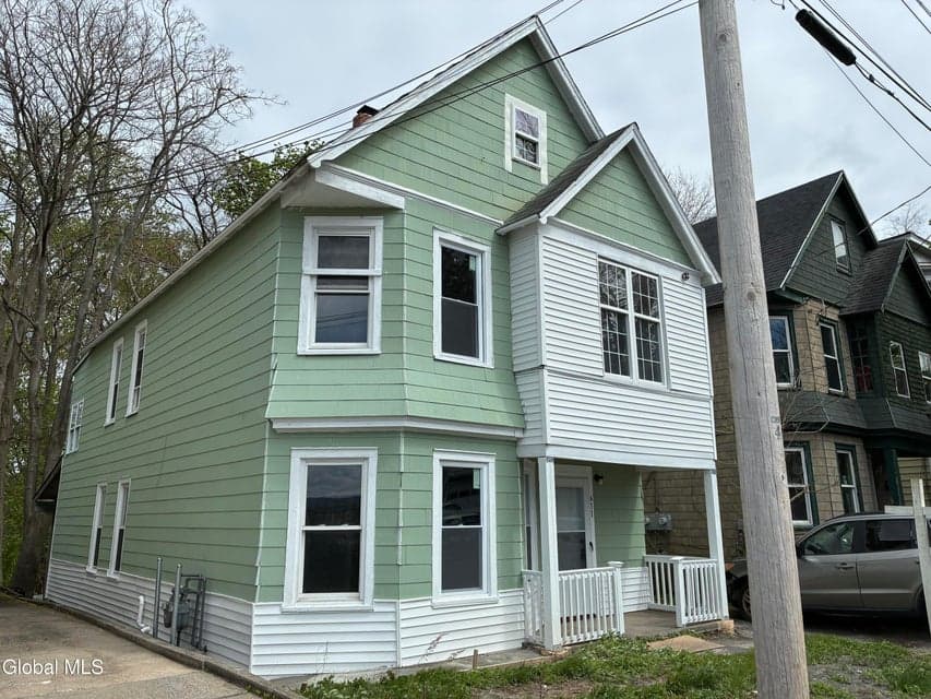 609 Bluff Avenue, photo 2