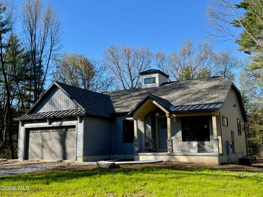 561 Lake Road, photo 3