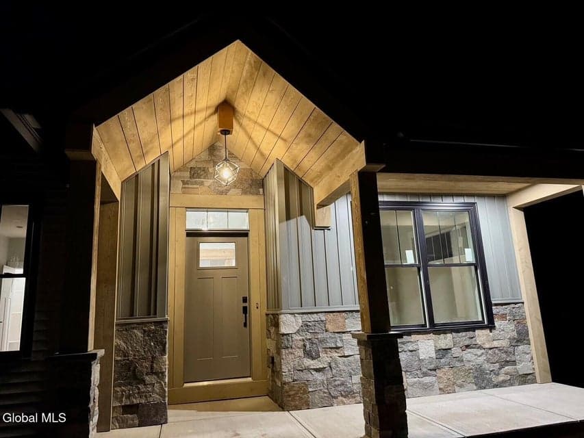 561 Lake Road, photo 5
