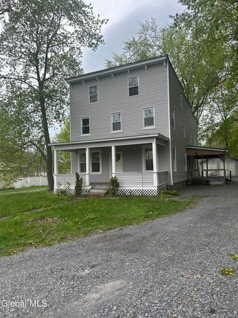 11 Parkis Street, Rotterdam, NY 12150