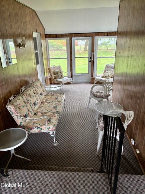 28 Woodlawn Avenue, photo 5