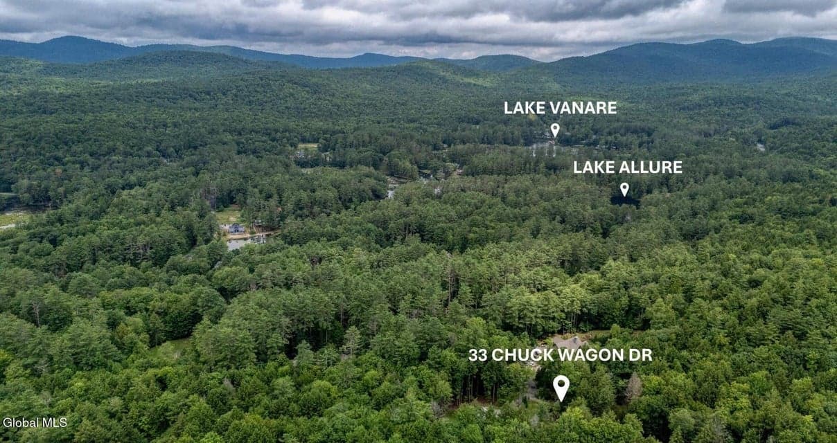 33 Chuckwagon Drive, photo 4