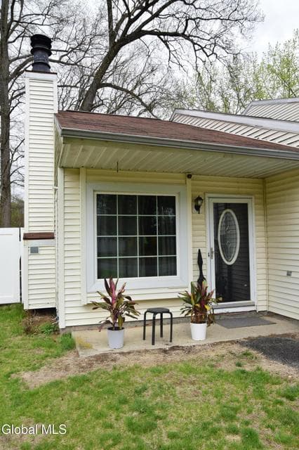 141 Tallow Wood Drive, photo 2