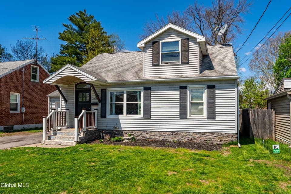 2023 Robinwood Avenue, photo 4