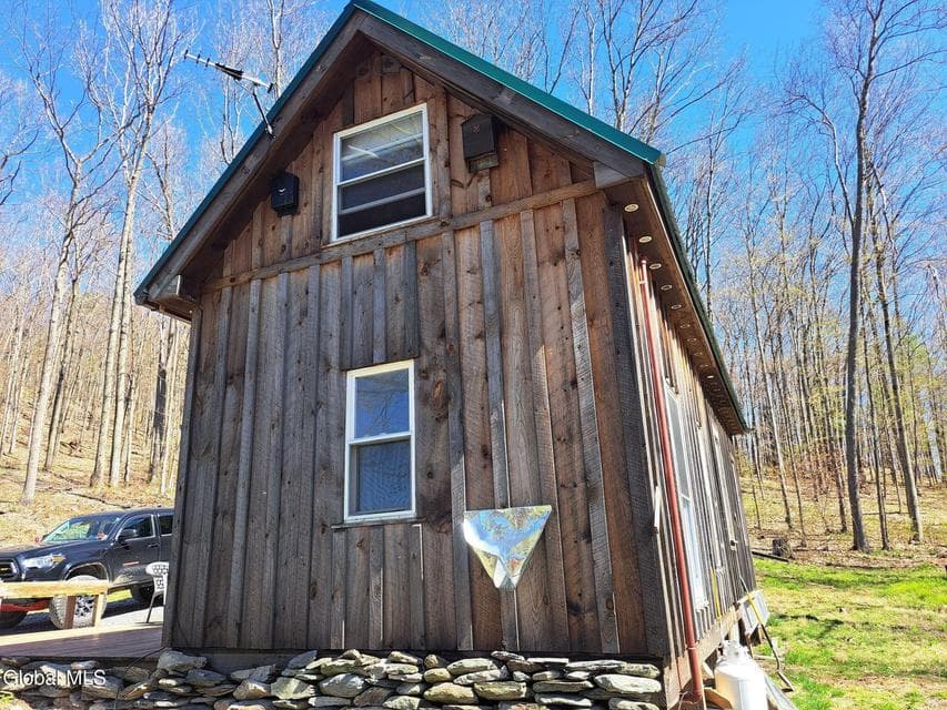 277 Breese Hollow Road, photo 3