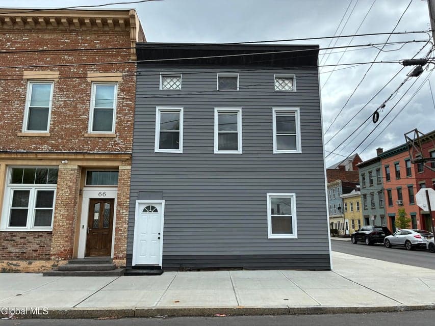 68 Bassett Street, Albany, NY 12202