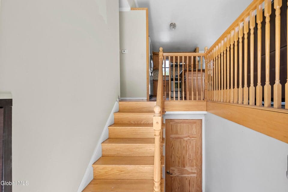 48 Wilshire Drive, photo 3