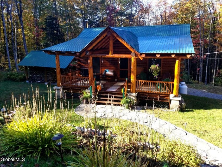 42 Hillcrest Drive, Warrensburg, NY, photo 1