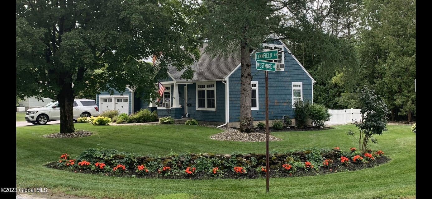 4 Lynnfield Drive, Queensbury, NY, photo 1