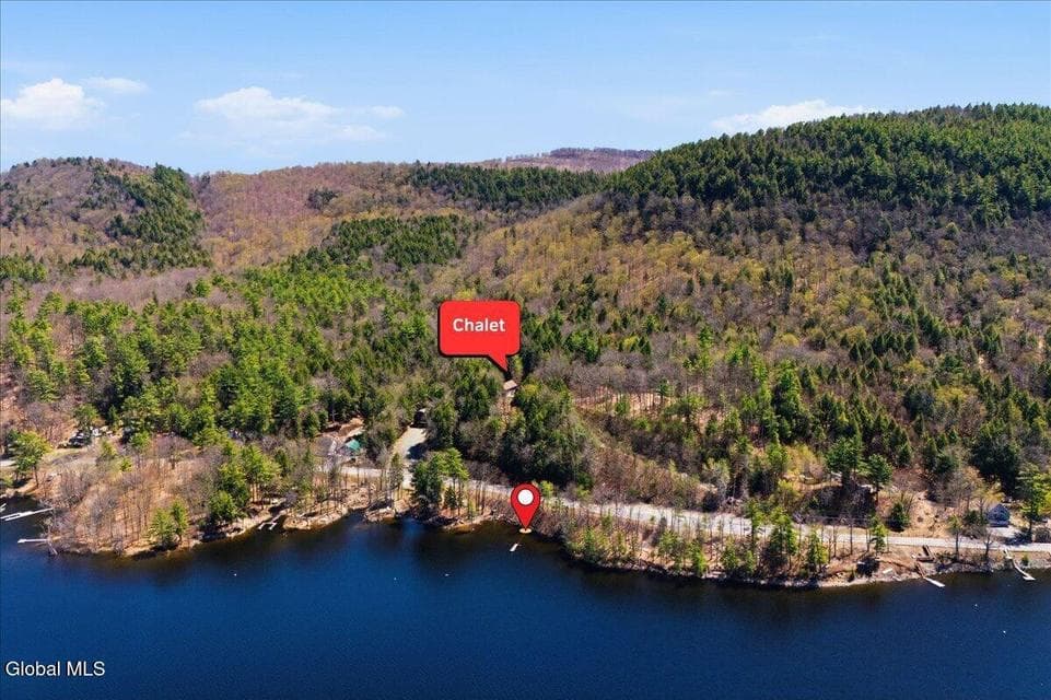2082 S Shore Road, photo 5