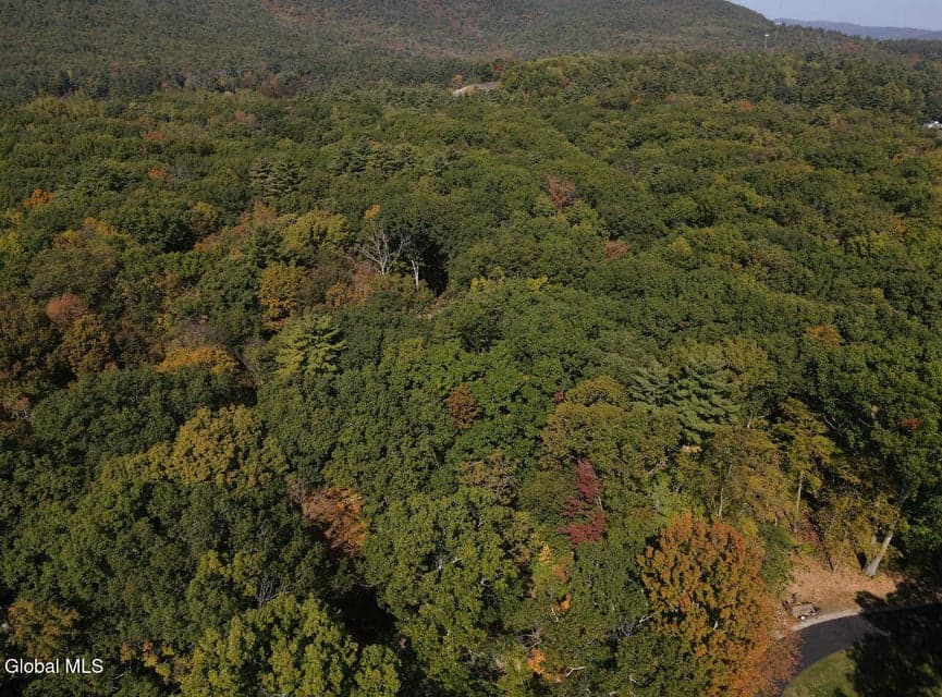 L3 Glen Lake Road, photo 2