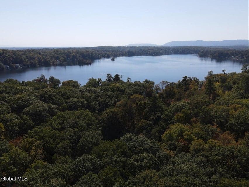L3 Glen Lake Road, photo 3