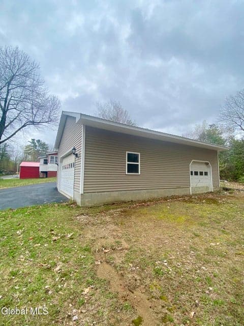 504 Angel Road, photo 3