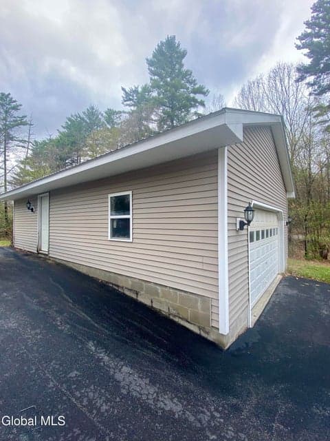 504 Angel Road, photo 5