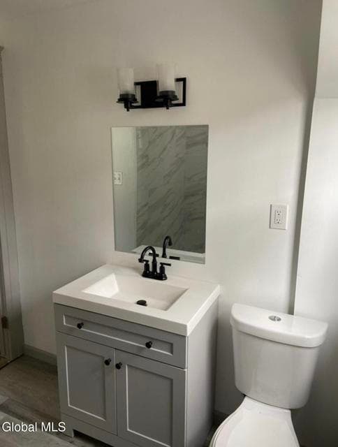 661 Myrtle Avenue, photo 3
