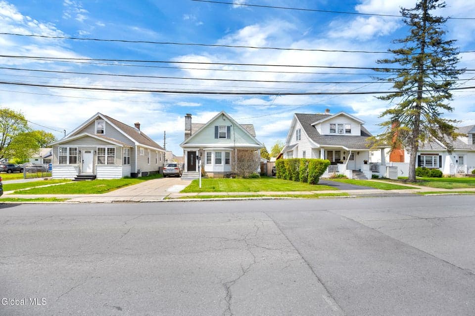 913 Altamont Avenue, photo 2