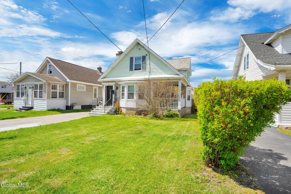 913 Altamont Avenue, photo 3