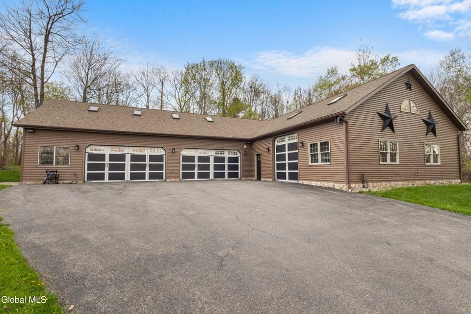 2034 Duanesburg Churches Road, photo 3