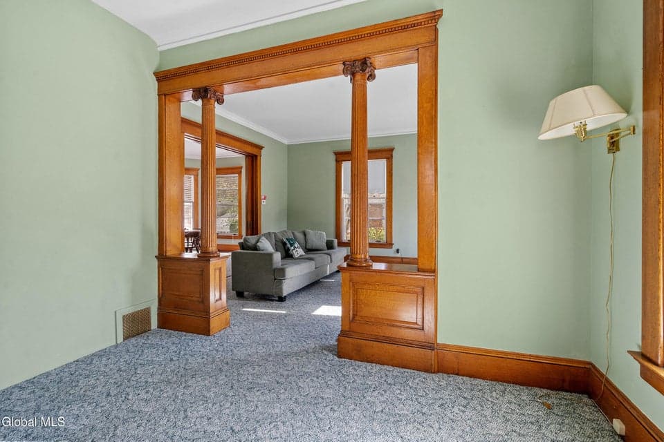 510 S William Street, Johnstown, NY, photo 5
