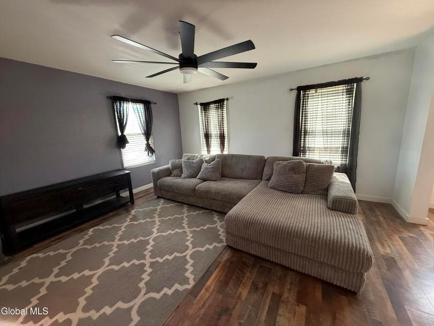 70 Westerlo Street, photo 4
