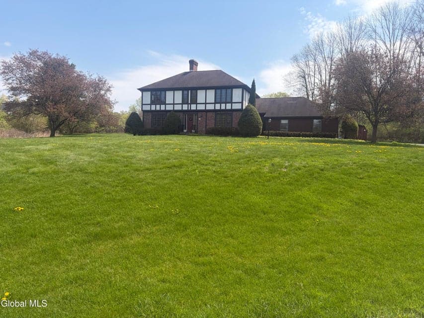 20 Butternut Hill Drive, photo 2
