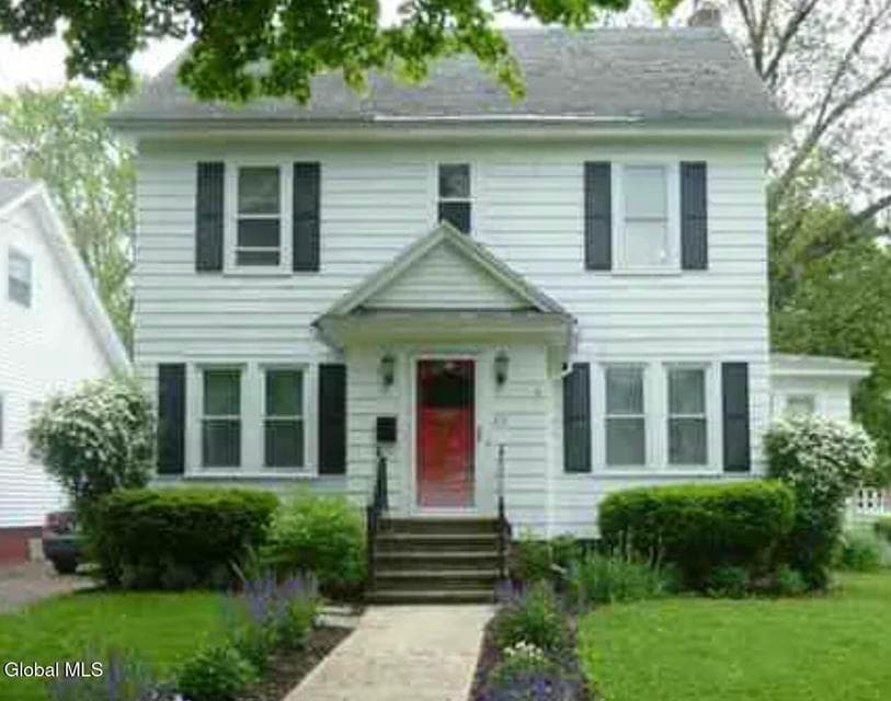 62 East Boulevard