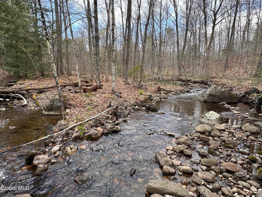 182 Furnace Road, photo 1
