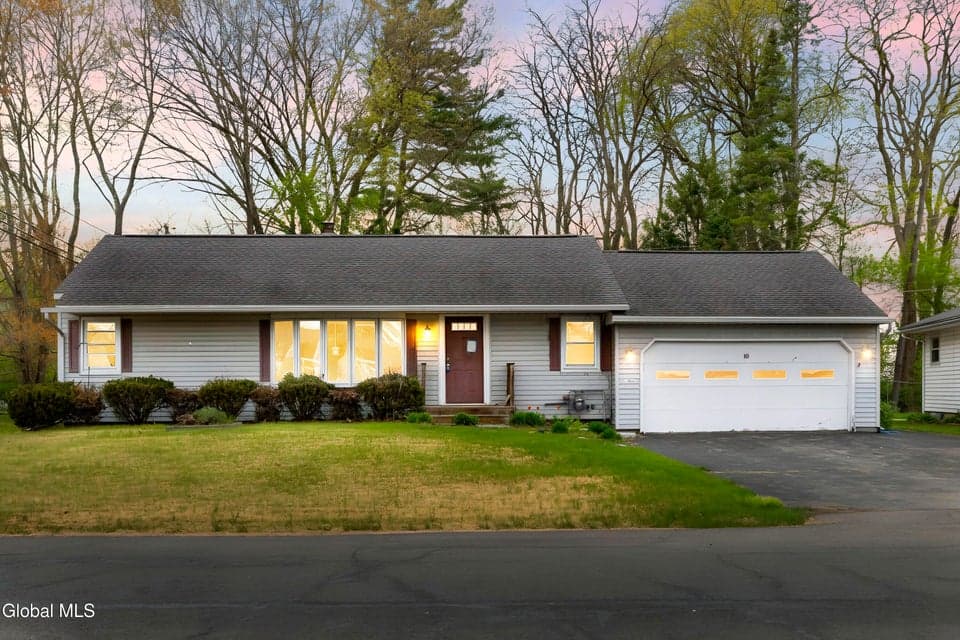 10 Leto Road, Albany, NY 12203