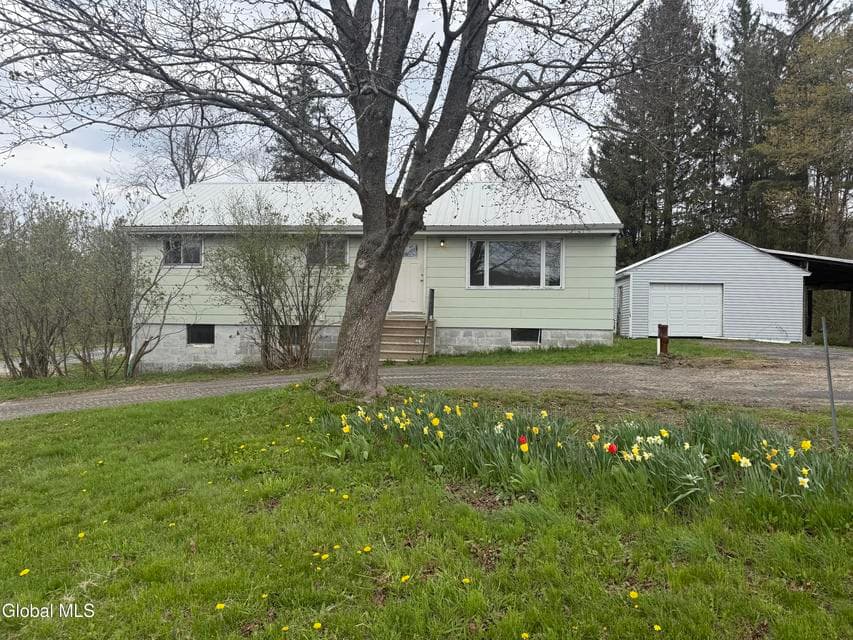 416 Long Road, photo 1