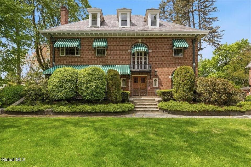 100 S Manning Boulevard, Albany, NY 12203, photo 1