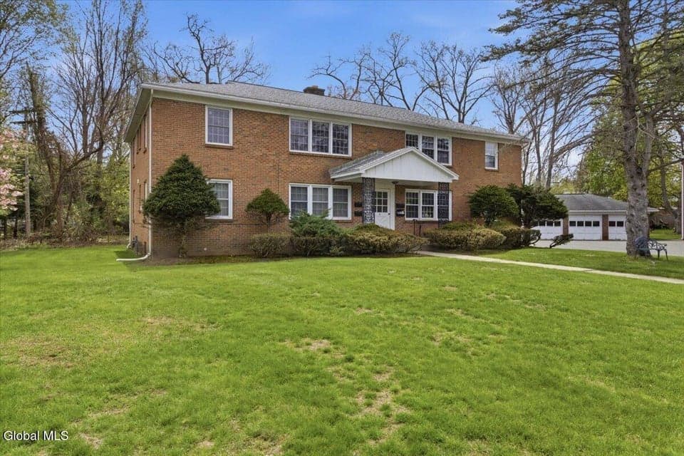11 Kensington Court, photo 4