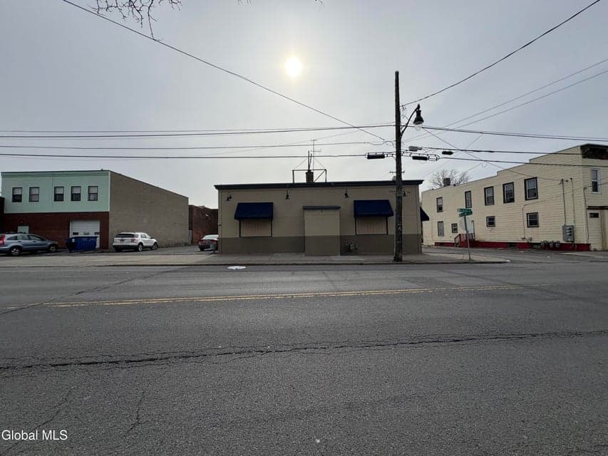 221 N Allen Street, Albany, NY 12206