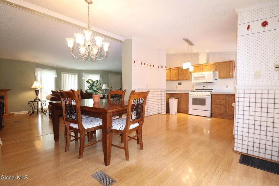 11 East Street, photo 4