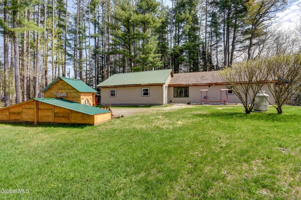 112 Bliss Road, photo 1