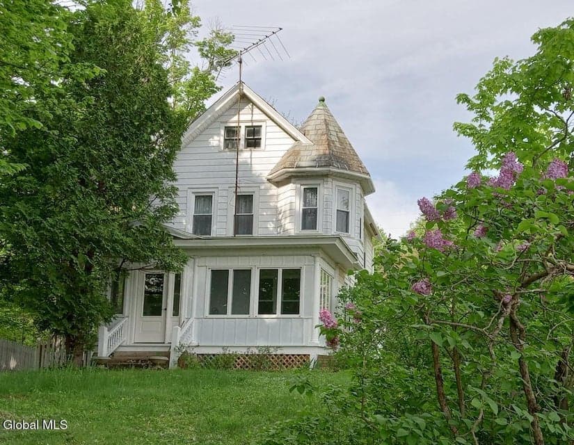 470 County Road 3, Putnam Station, NY 12861