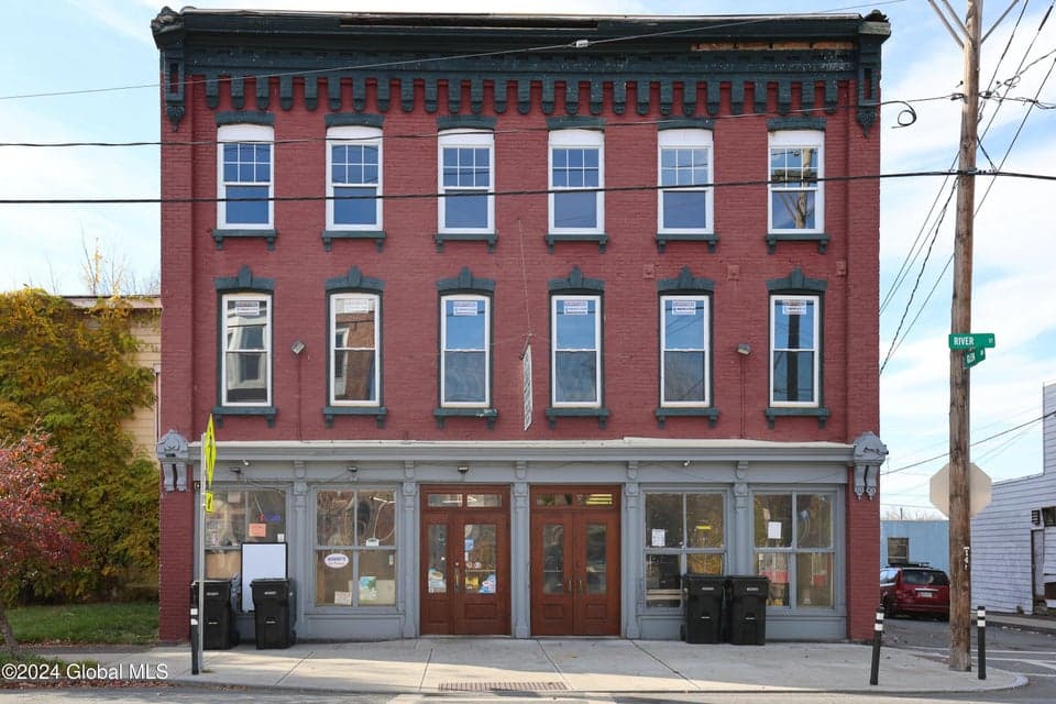 867-869 River Street, Troy, NY 12180
