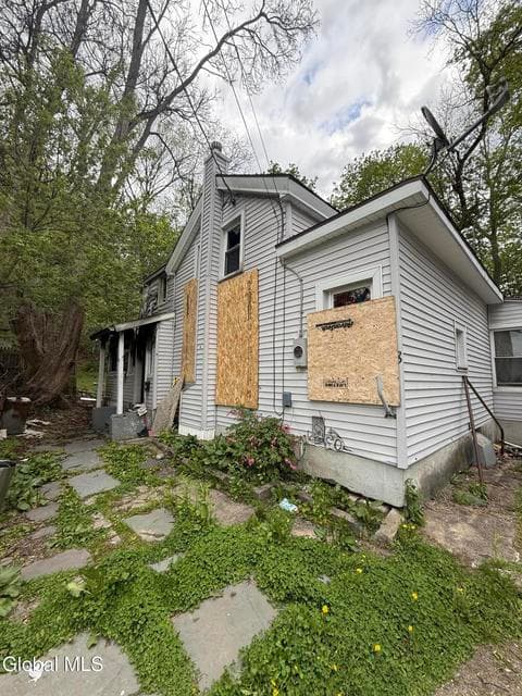 8 Keating Avenue, photo 2