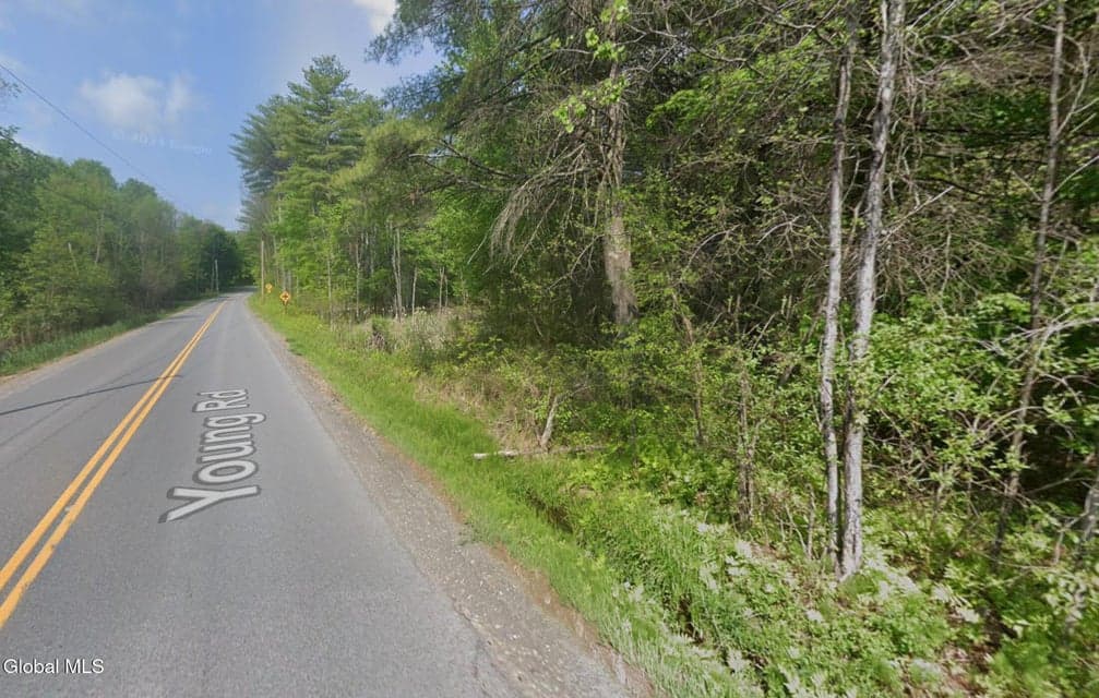 3500 Young Road, Greenfield, NY 12850