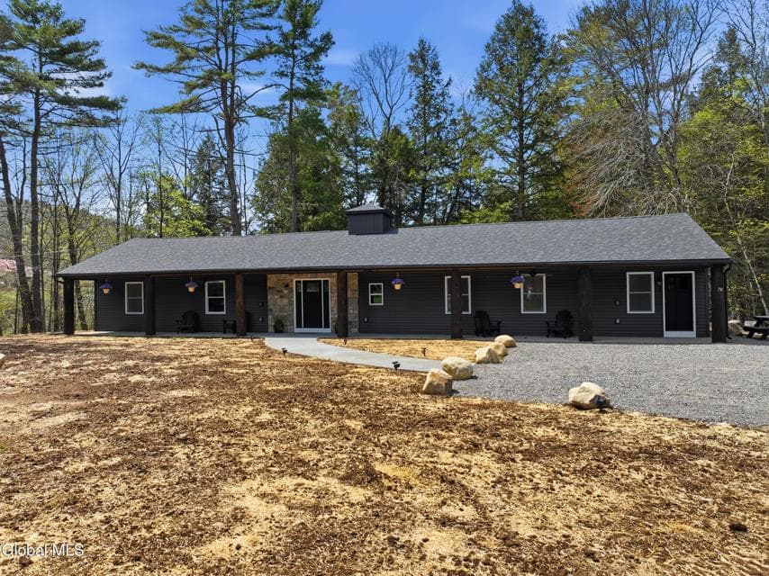 741 Howe Road
