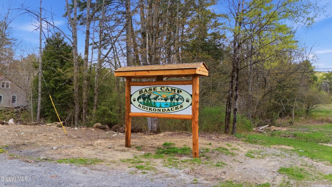 863 E Schroon River Road, photo 3